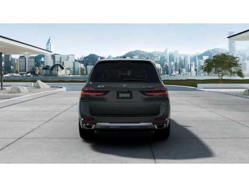 Gray 2026 BMW X7 xDrive40i