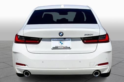 2023 BMW 330 i