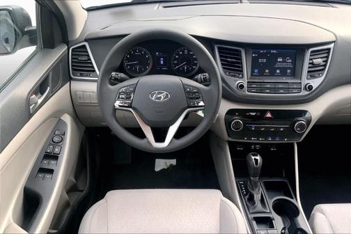 Coliseum Gray 2018 Hyundai TUCSON SEL