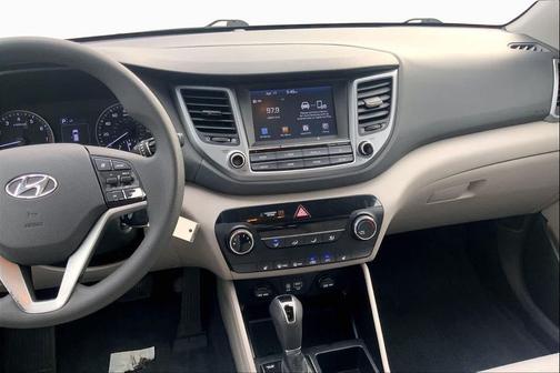 Coliseum Gray 2018 Hyundai TUCSON SEL