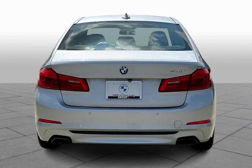 2017 BMW 540 i