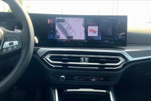 2024 BMW 330 i