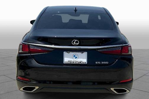 2022 Lexus ES 350 Base