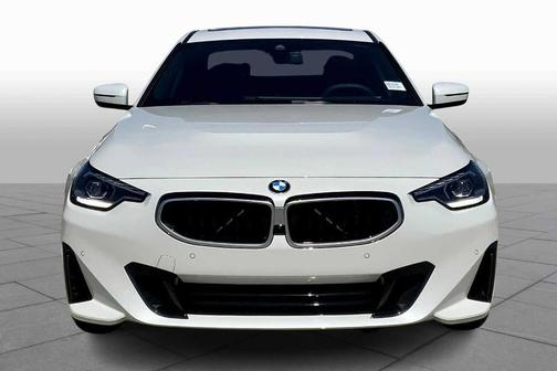 2025 BMW 230 i