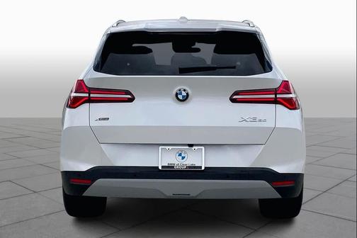 Mineral White Metallic 2026 BMW X3 30 xDrive