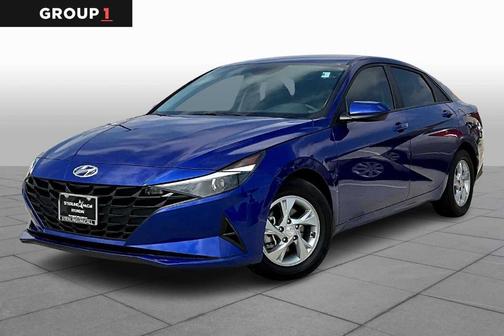 2023 Hyundai ELANTRA SE
