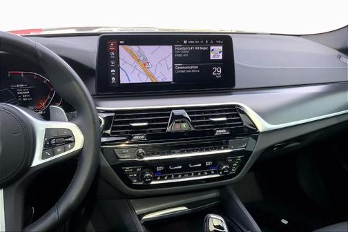 Skyscraper Gray Metallic 2023 BMW 530 i