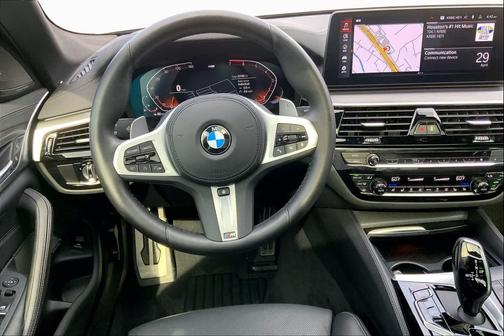 Skyscraper Gray Metallic 2023 BMW 530 i
