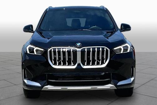 Black Sapphire Metallic 2025 BMW X1 xDrive28i