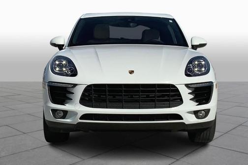 2017 Porsche Macan Base