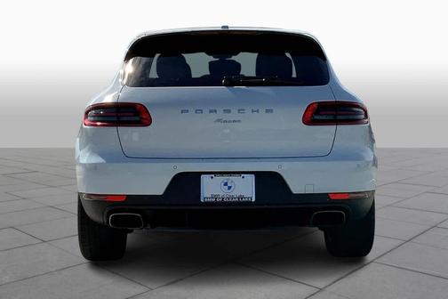 2017 Porsche Macan Base