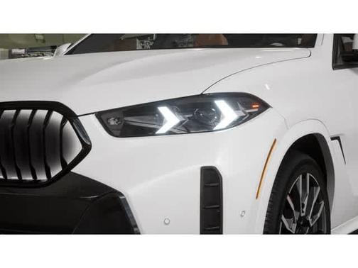 2026 BMW X6 xDrive40i