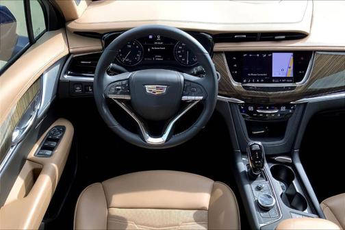 2023 Cadillac XT6 Premium Luxury FWD