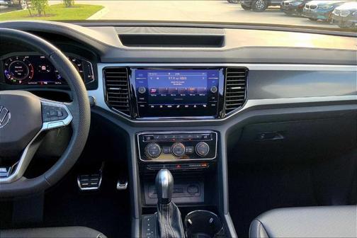 2022 Volkswagen Atlas Cross Sport 3.6L V6 SEL R-Line