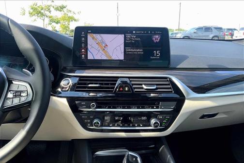 2023 BMW 530 i