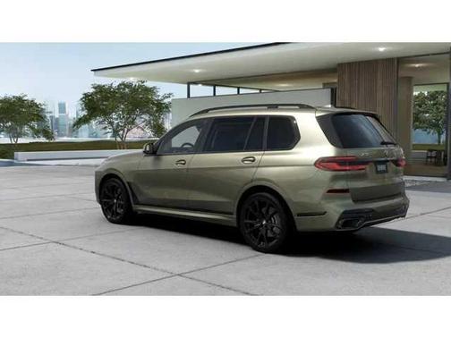Green 2026 BMW X7 xDrive40i