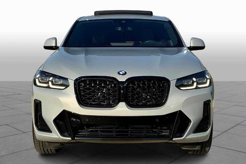 2023 BMW X4 xDrive30i