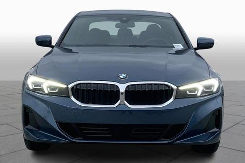2025 BMW 330 i