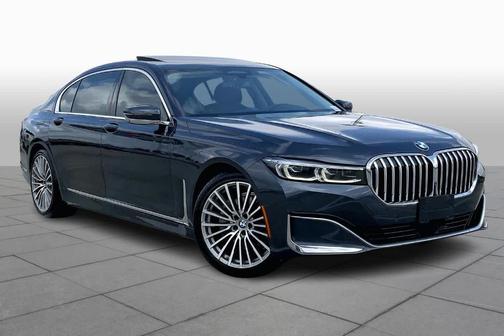 2020 BMW 740 i