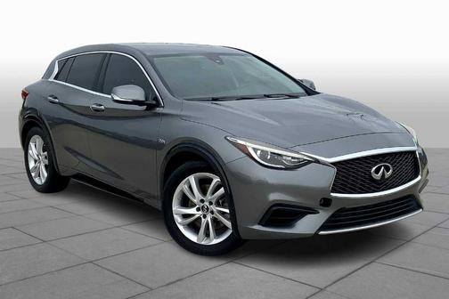 2018 INFINITI QX30 Luxury