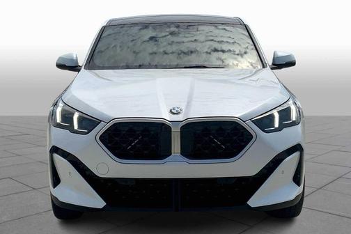 2025 BMW X2 xDrive28i