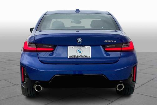 2024 BMW 330e 330e