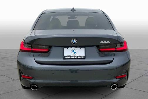 2022 BMW 330 i