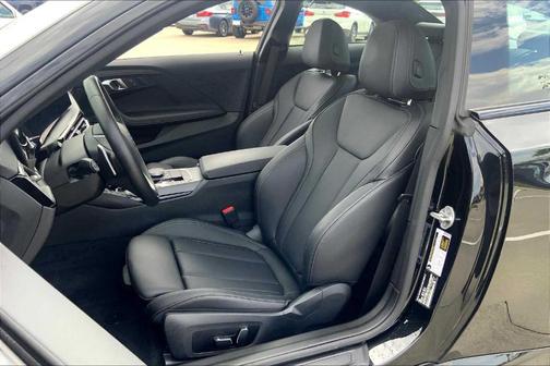 2024 BMW 230 i