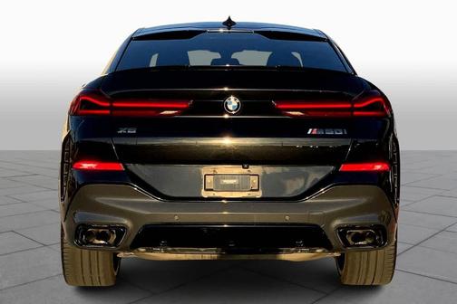 2022 BMW X6 M50i