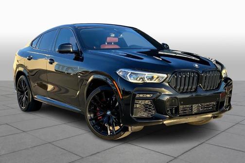 2022 BMW X6 M50i