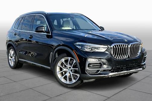 Black Sapphire Metallic 2020 BMW X5 sDrive40i