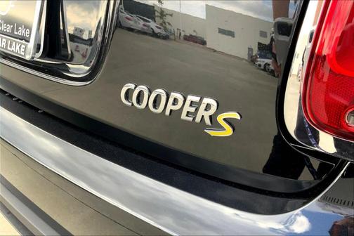 2024 MINI SE Hardtop Cooper