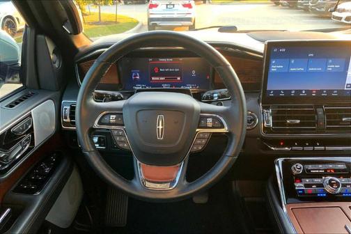 2023 Lincoln Navigator L Black Label