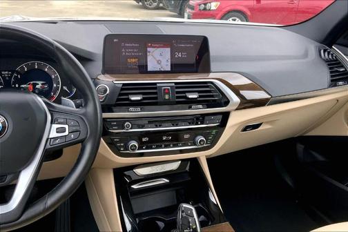 Mineral White Metallic 2019 BMW X3 sDrive30i
