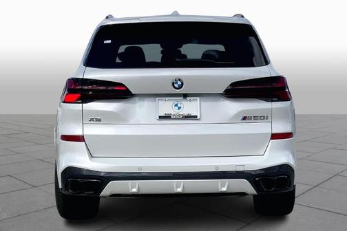 2026 BMW X5 M60i