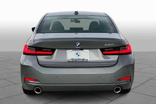 2024 BMW 330 i