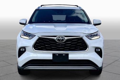 2023 Toyota Highlander Platinum