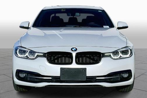 2018 BMW 330 i