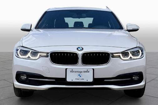 2018 BMW 330 i