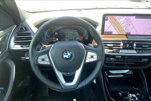 2025 BMW X4 xDrive30i