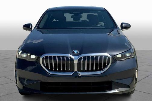 2025 BMW 530 i