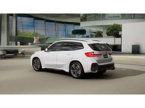 2025 BMW X1 M35i