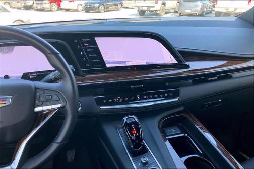 2024 Cadillac Escalade Luxury