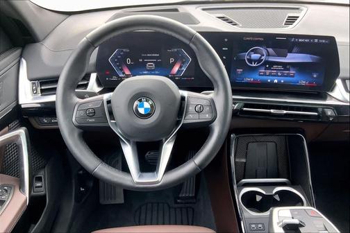 Gray Metallic 2025 BMW X2 xDrive28i