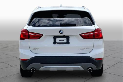 Alpine White 2018 BMW X1 sDrive28i