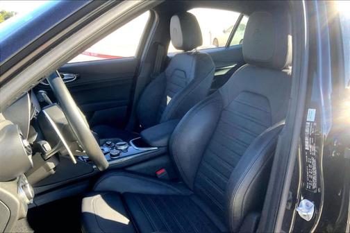 2023 Alfa Romeo Giulia Quadrifoglio