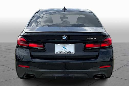 2023 BMW 530 i
