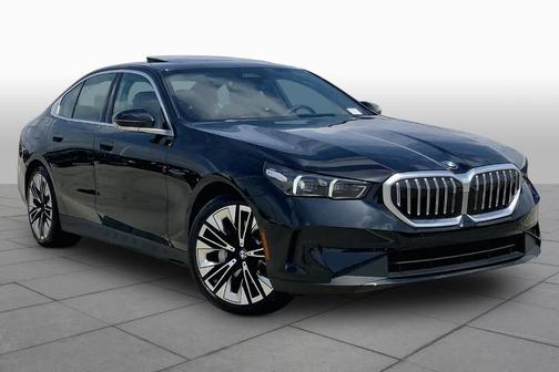 Black Sapphire Metallic 2025 BMW 530 i
