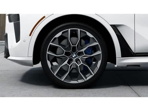 2026 BMW X7 M60i