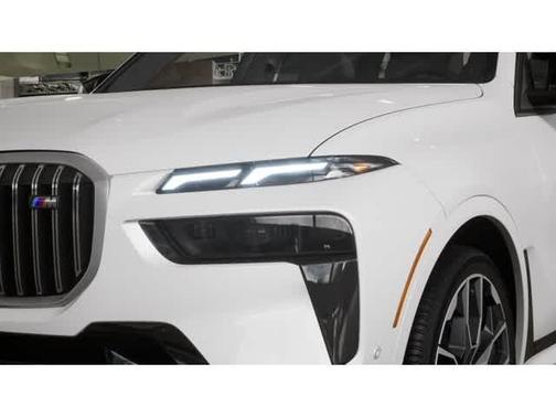 2026 BMW X7 M60i